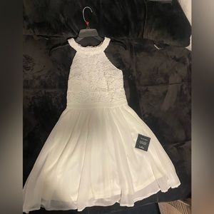 Lulu White Floral Neck Dress